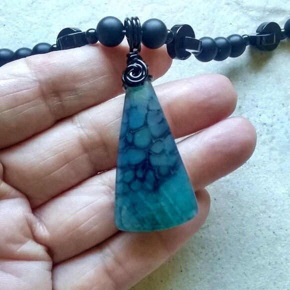 Stunning & One-of-a-kind! Blue & Black Dragonvein Agate Beaded Stone Choker! - Picture 10 of 11